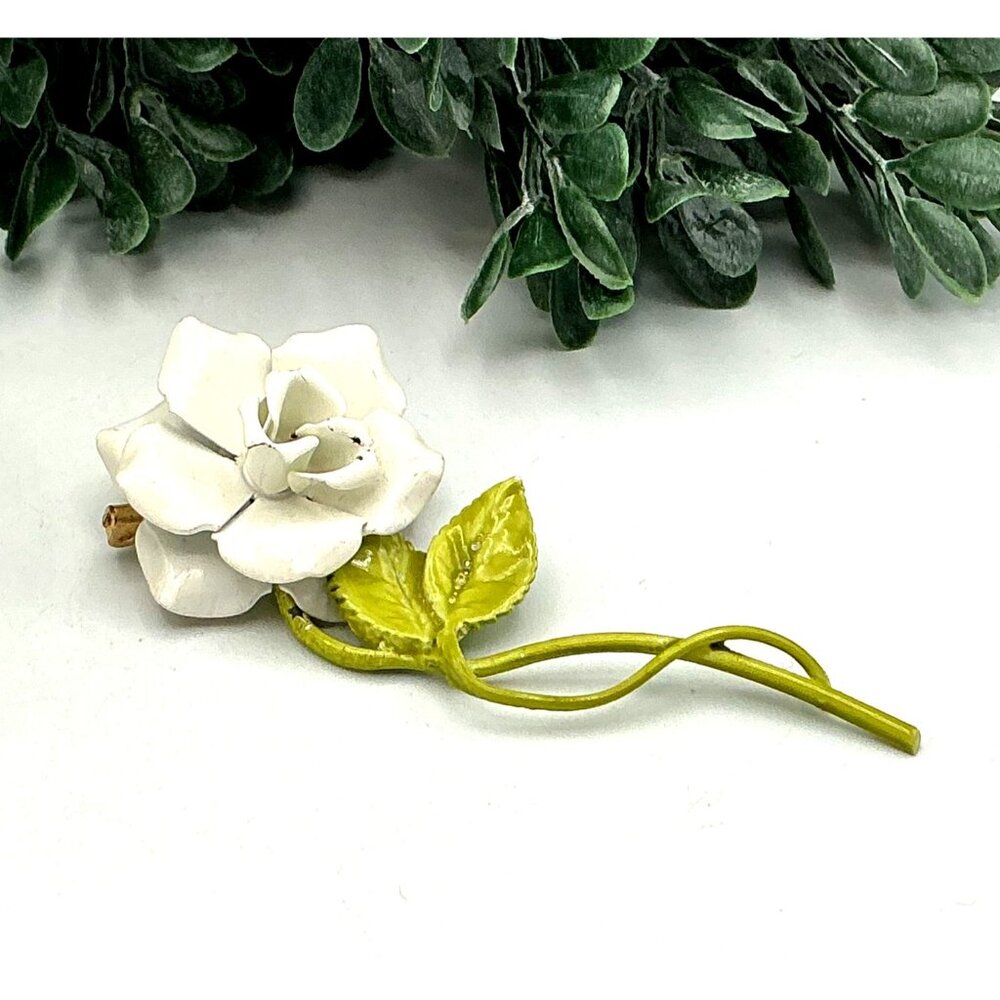 Vintage White Rose Enamel Floral Pin Brooch With Green Stem And Gold-Tone Clasp